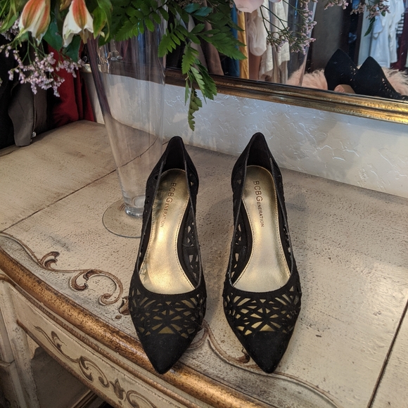 BCBG heels - Picture 3 of 3